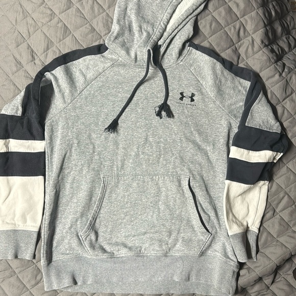 Under Armour Tops - Women’s Under Armour hooded sweatshirt.